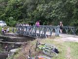 Schulkinder bei Br�cke 1